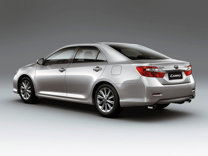 Фото Toyota Camry 2011 г., седан