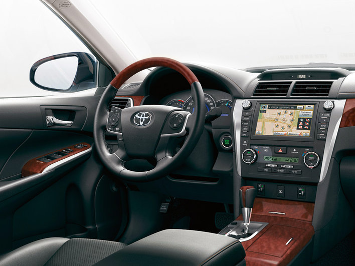 Фото Toyota Camry 2011 г., седан