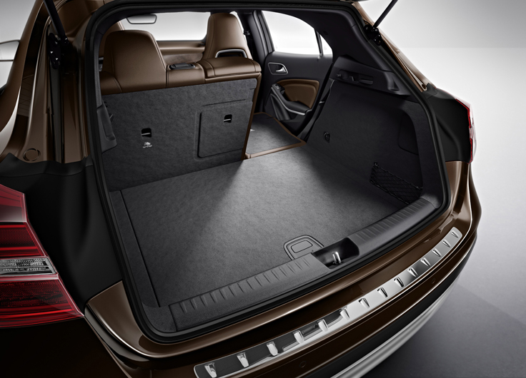 Багажник нового Mercedes GLA 2014