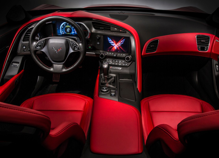 Салон нового Chevrolet Corvette 2014