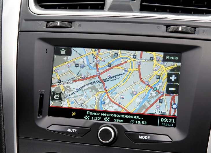 Фото навигации в салоне нового Datsun mi-DO 2014-2015