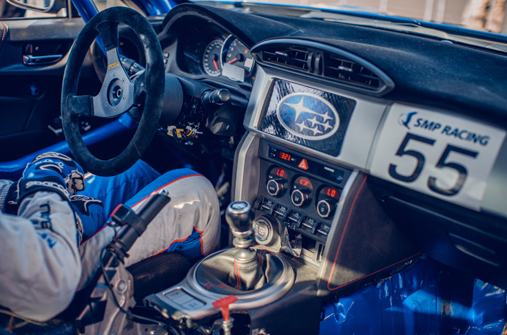 Фото салона гоночного Subaru BRZ RCRS, подготовленного компанией УРТ