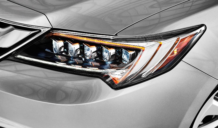 Фото светодиодной фары головного света нового Acura ILX 2014-2015