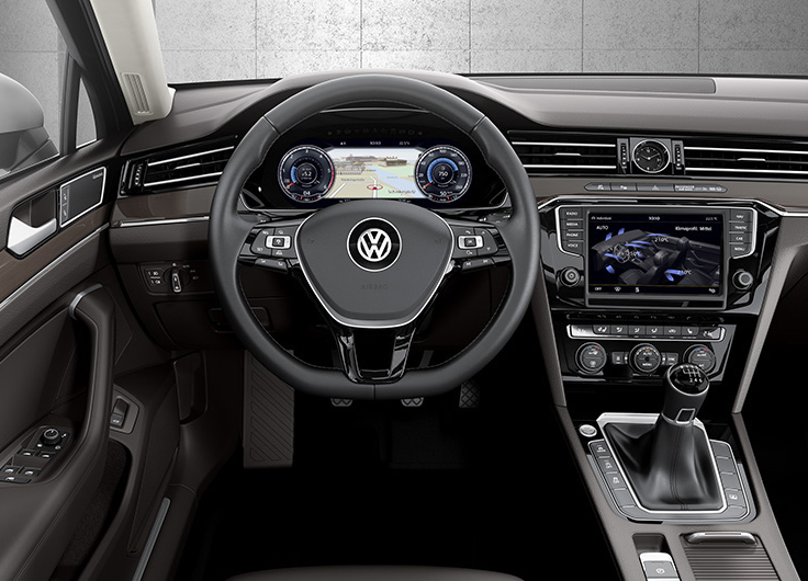 Фото салона нового Volkswagen Passat 2015-2016