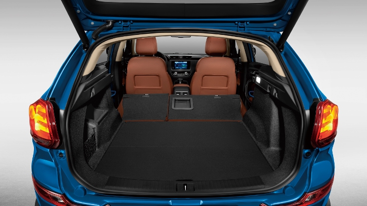 Фото новый Qoros 5 SUV 2016-2017 багажник