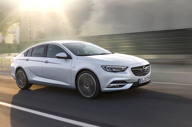 Новый Opel Insignia Grand Sport 2016-2017 - фото, цена и технические характеристики