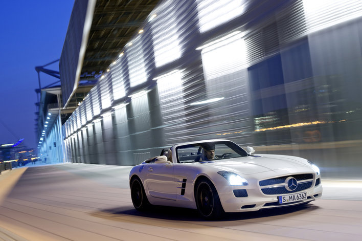 Фото Mercedes-Benz SLS AMG Roadster родстер, модельный ряд 2011 г