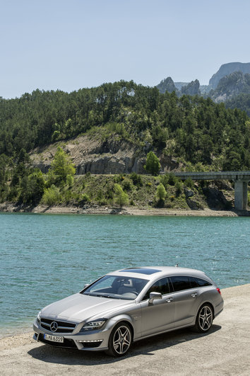 Фото Mercedes-Benz CLS Shooting Brake AMG универсал, модельный ряд 2012 г