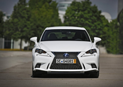 Комплектации и цены Lexus IS 2013