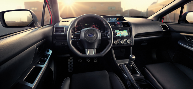 Фото новый Subaru WRX 2014 интерьер