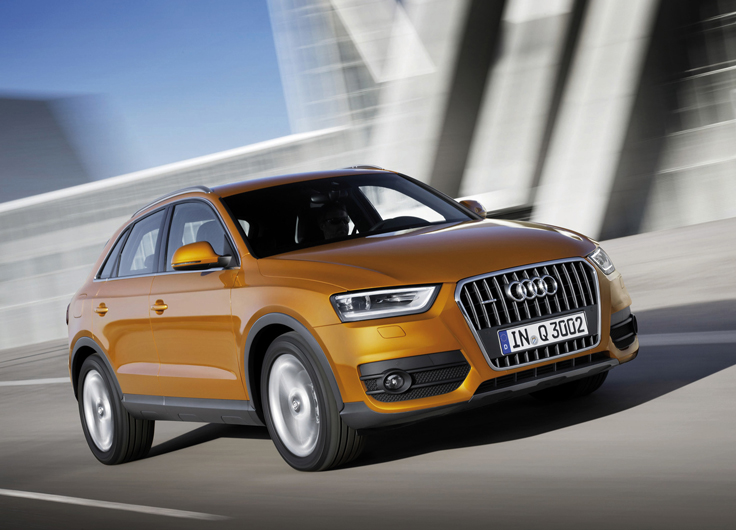 Фото Audi Q3 спереди