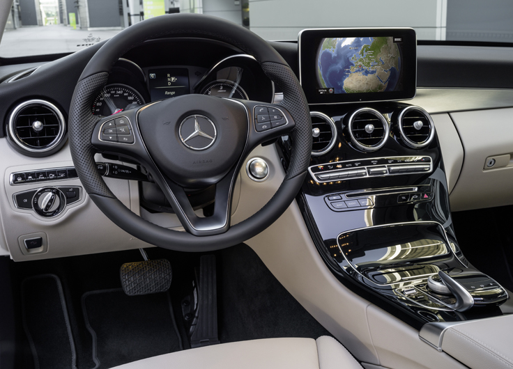 Фото новый Mercedes-Benz C-Class 2014 салон