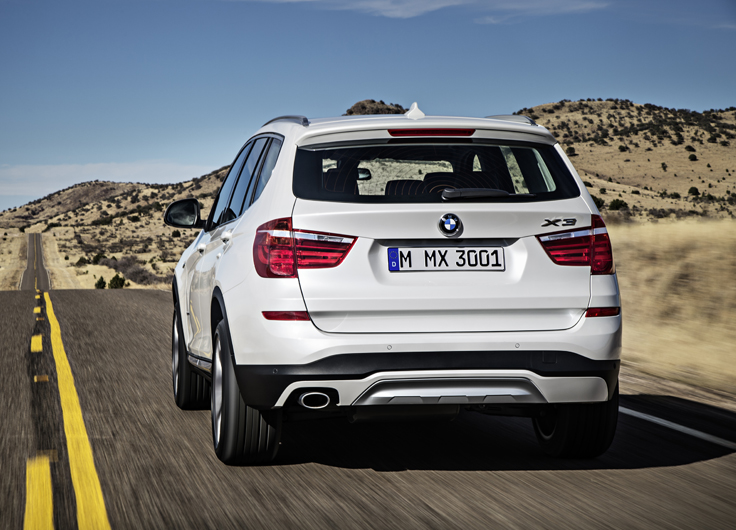 Фото нового BMW X3 2014 вид сзади