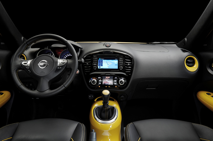 Фото салона нового Nissan Juke 2014