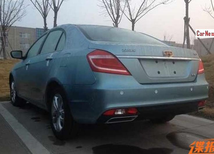 Фото новый Geely Emgrand 2014-2015 сзади