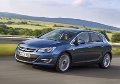 Комплектации и цены Opel Astra 2014