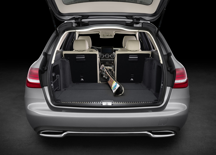Фото нового универсала Mercedes-Benz C-Класса 2014 багажник