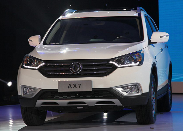 Фото новый Dongfeng AX7 2014 спереди