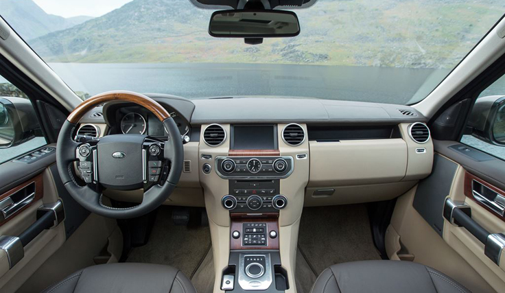 Фото салона нового Land Rover Discovery 2014-2015