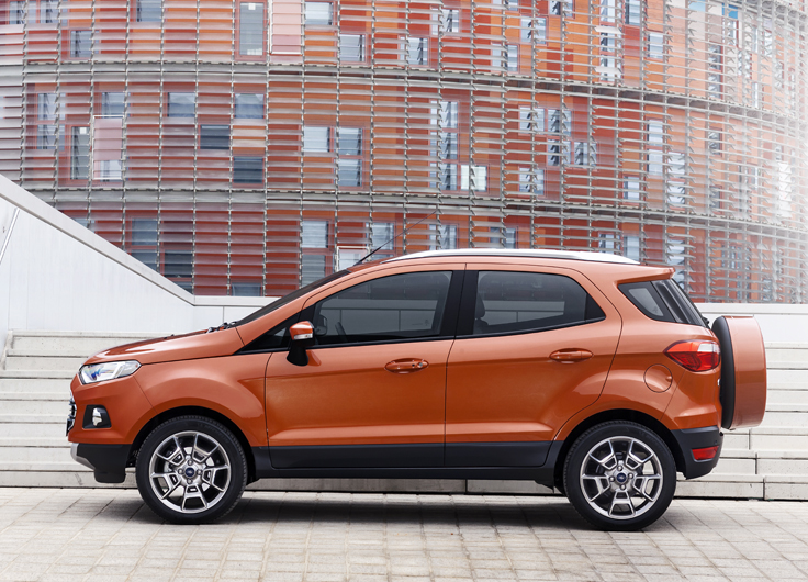 Фото новый Ford EcoSport 2014 вид сбоку