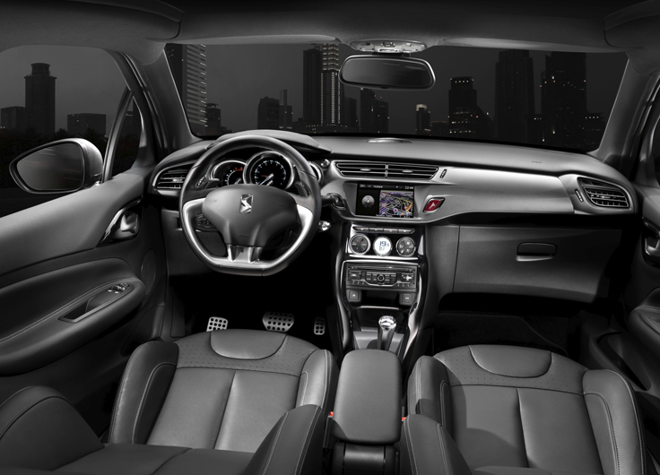 Фото салона нового DS3 2014