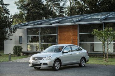 Nissan Almera