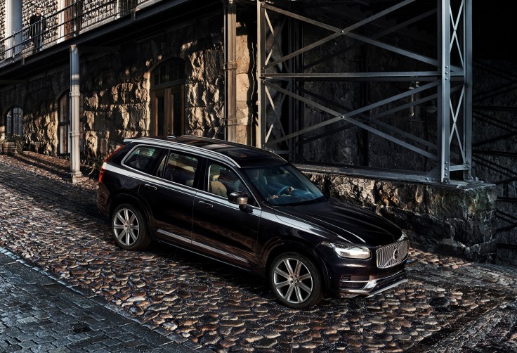 Фото нового Volvo XC90 2014-2015 вид спереди