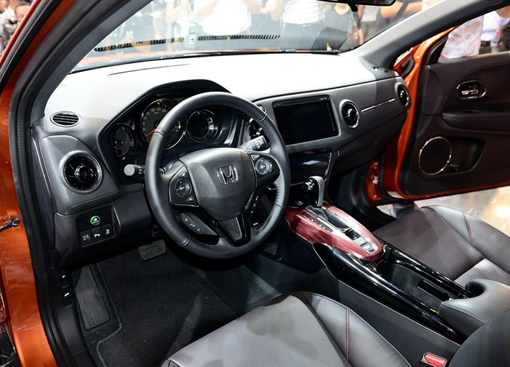 Фото салона нового Хонда XR-V 2014-2015