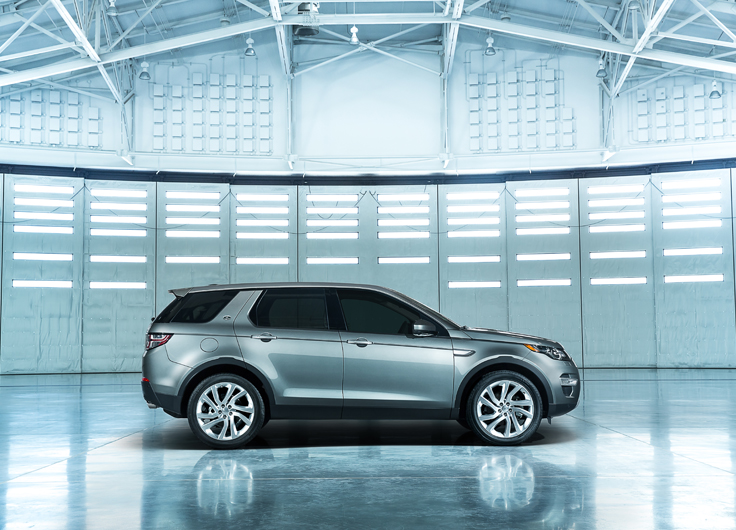 Фото нового Land Rover Discovery Sport 2014 вид сбоку