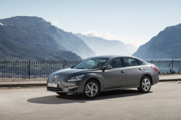Nissan Teana