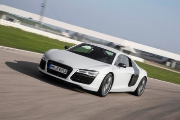 Комплектации Audi R8