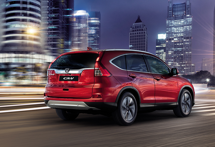 Фото нового Honda CR-V 2015-2016 вид сзади
