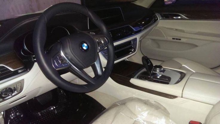 Фото салона нового BMW 7 Серии 2015-2016