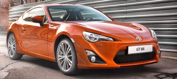Фото Toyota GT86 2015-2016 вид спереди