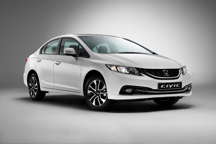 Фото Honda Civic 2015 спереди