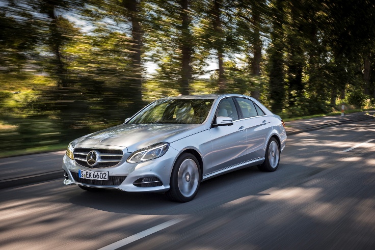 Фото Mercedes-Benz E-Class 2015 спереди
