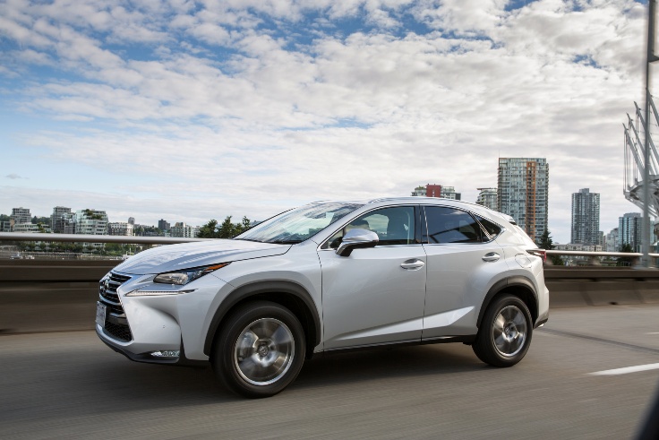 Фото Lexus NX 2015 спереди