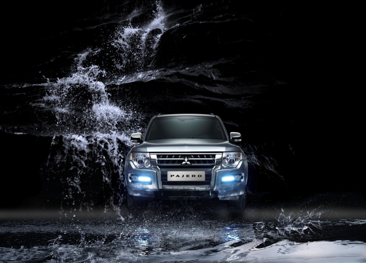 Фото Mitsubishi Pajero 2015 спереди