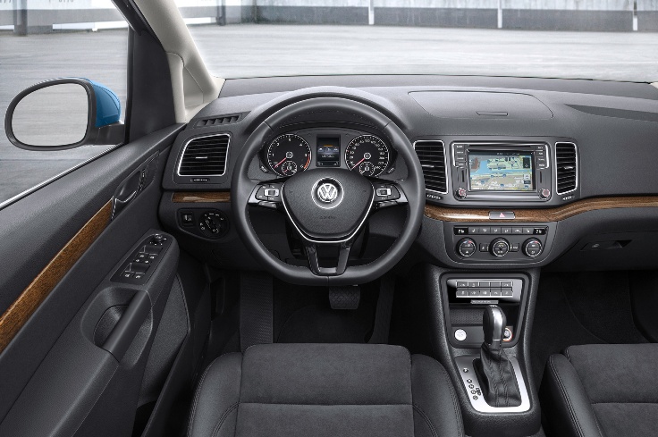 Фото салона нового Volkswagen Sharan 2015-2016