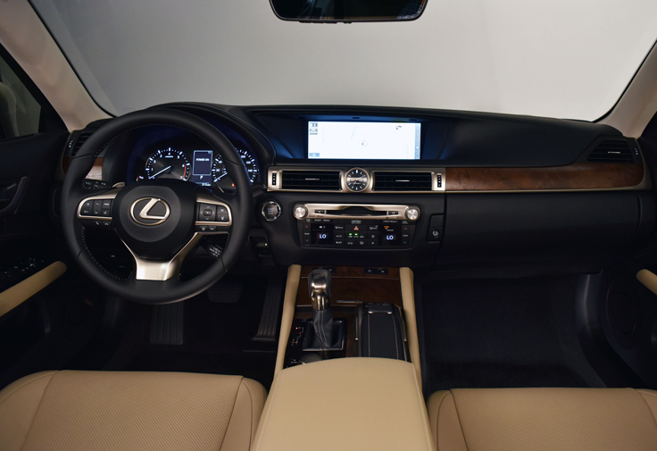 Фото новый Lexus GS 2015-2016 салон