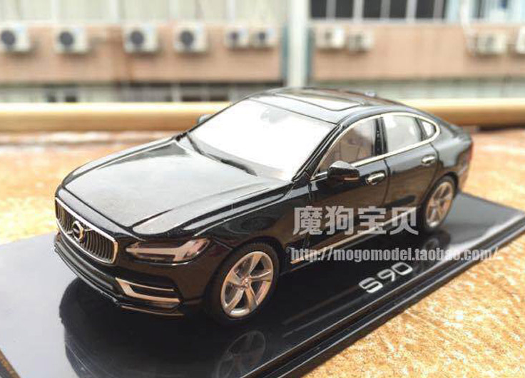 Фото новый Volvo S90 2015-2016 вид спереди