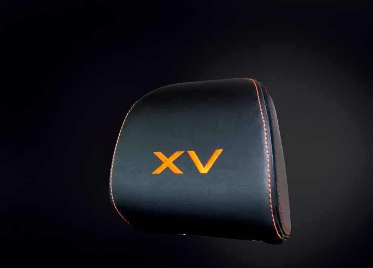 Фото подголовника нового Субару XV Active Edition 2015-2016