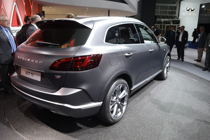 Фото нового Borgward BX7 2015-2016 сзади