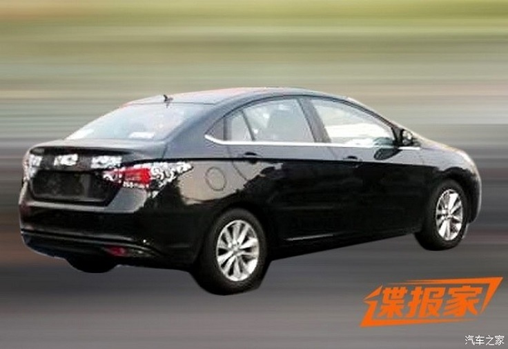 Фото нового Chery Arrizo 5 2015-2016 сзади