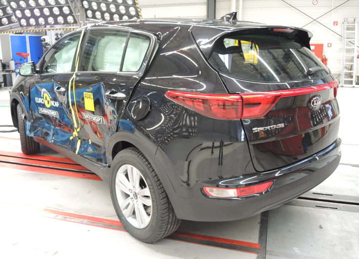 Фото краш-теста нового KIA Sportage 2015-2016