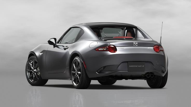 Фото новой Mazda MX-5 RF 2016-2017 сзади