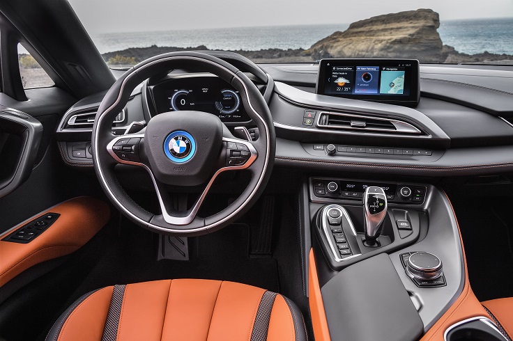 Новые BMW i8 купе и родстер получили ценник