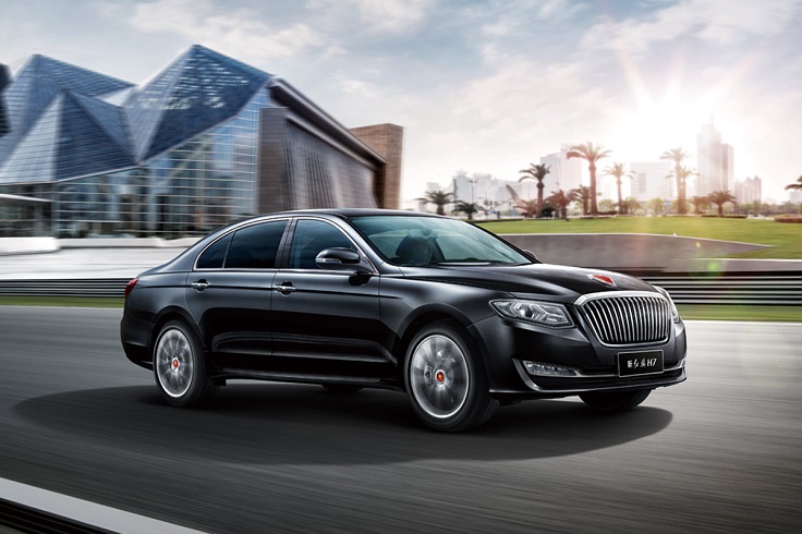 Новый Hongqi H7 ударил Киа Куорису в спину