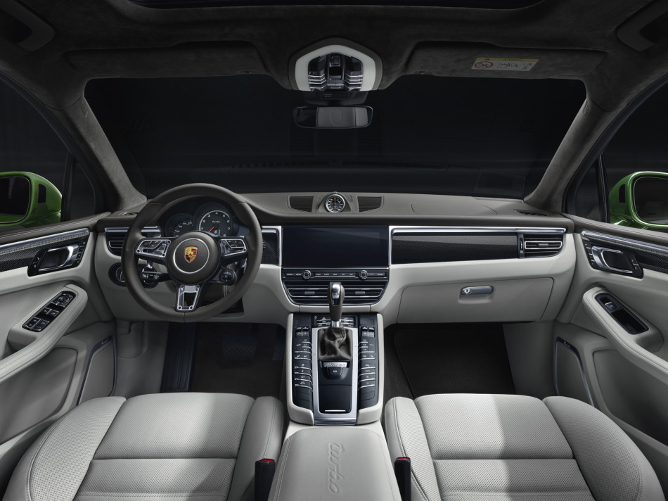 Porsche Macan Turbo 2020