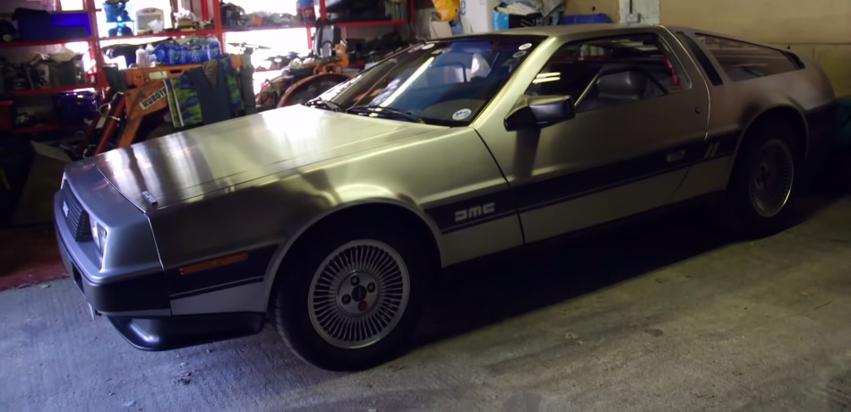 DeLorean DMC-12